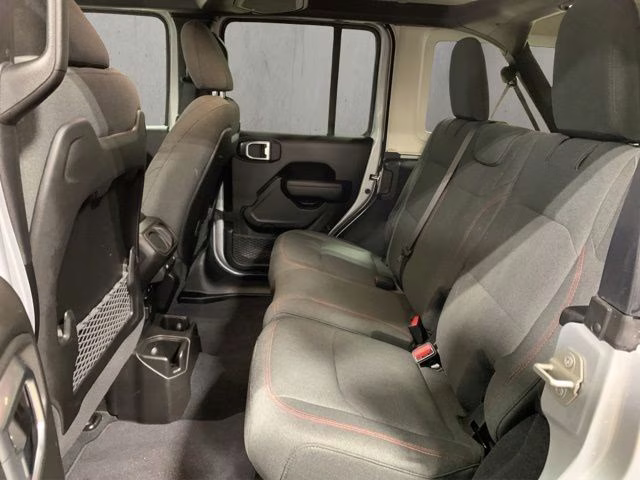 2024 Silver Zynith Clearcoat Jeep Wrangler Rubicon 4X4 SUV