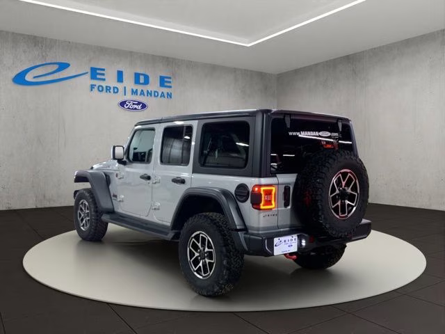 2024 Silver Zynith Clearcoat Jeep Wrangler Rubicon 4X4 SUV