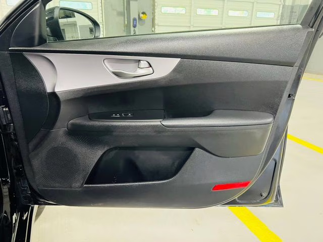 2024 Aurora Black Pearl Kia Forte LXS FWD Sedan