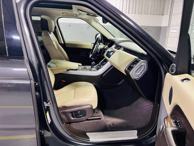 2021 Gray Land Rover Range Rover Sport HSE AWD SUV