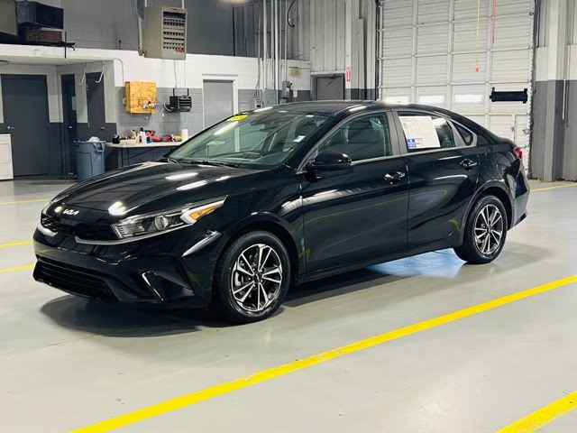 2024 Aurora Black Pearl Kia Forte LXS FWD Sedan