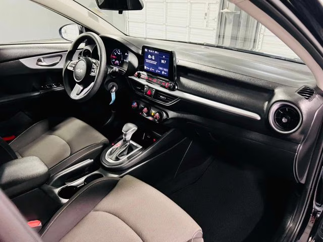 2024 Aurora Black Pearl Kia Forte LXS FWD Sedan