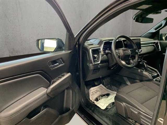 2025 Onyx Black GMC Canyon Elevation 4X4 Truck