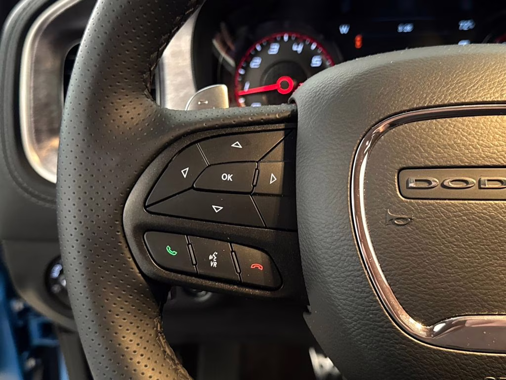 2023 B5 Blue Pearlcoat Dodge Charger R/T RWD Sedan