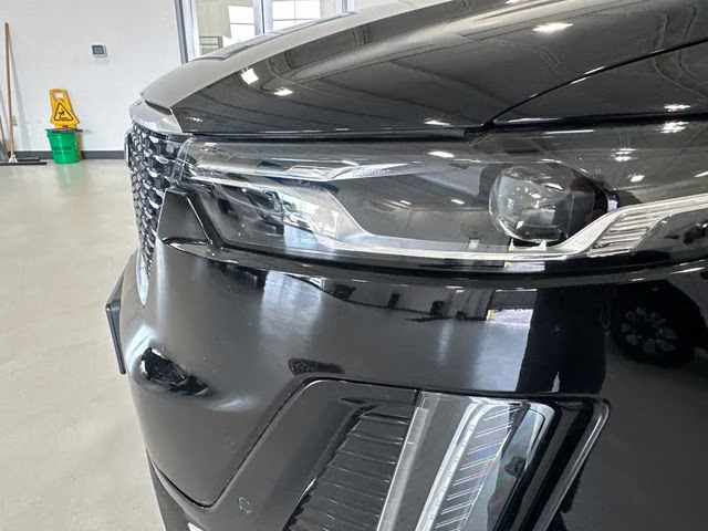 2023 Stellar Black Metallic Cadillac XT6 Premium Luxury AWD SUV