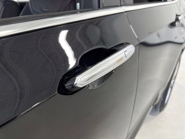 2023 Stellar Black Metallic Cadillac XT6 Premium Luxury AWD SUV