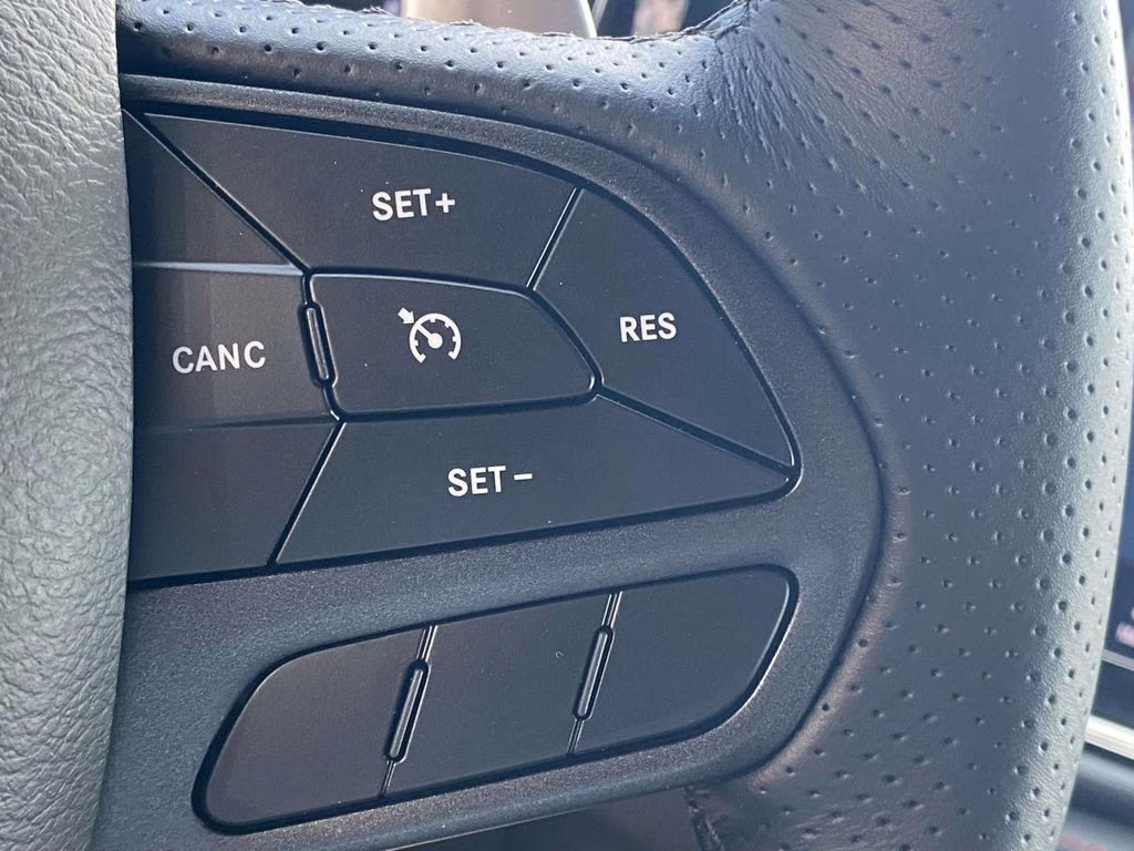 2026 DB Black Crystal Clearcoat Dodge Durango GT RWD SUV