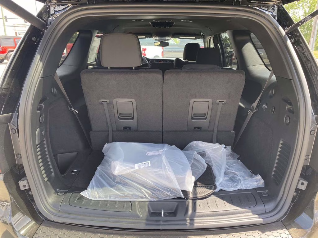 2026 DB Black Crystal Clearcoat Dodge Durango GT RWD SUV