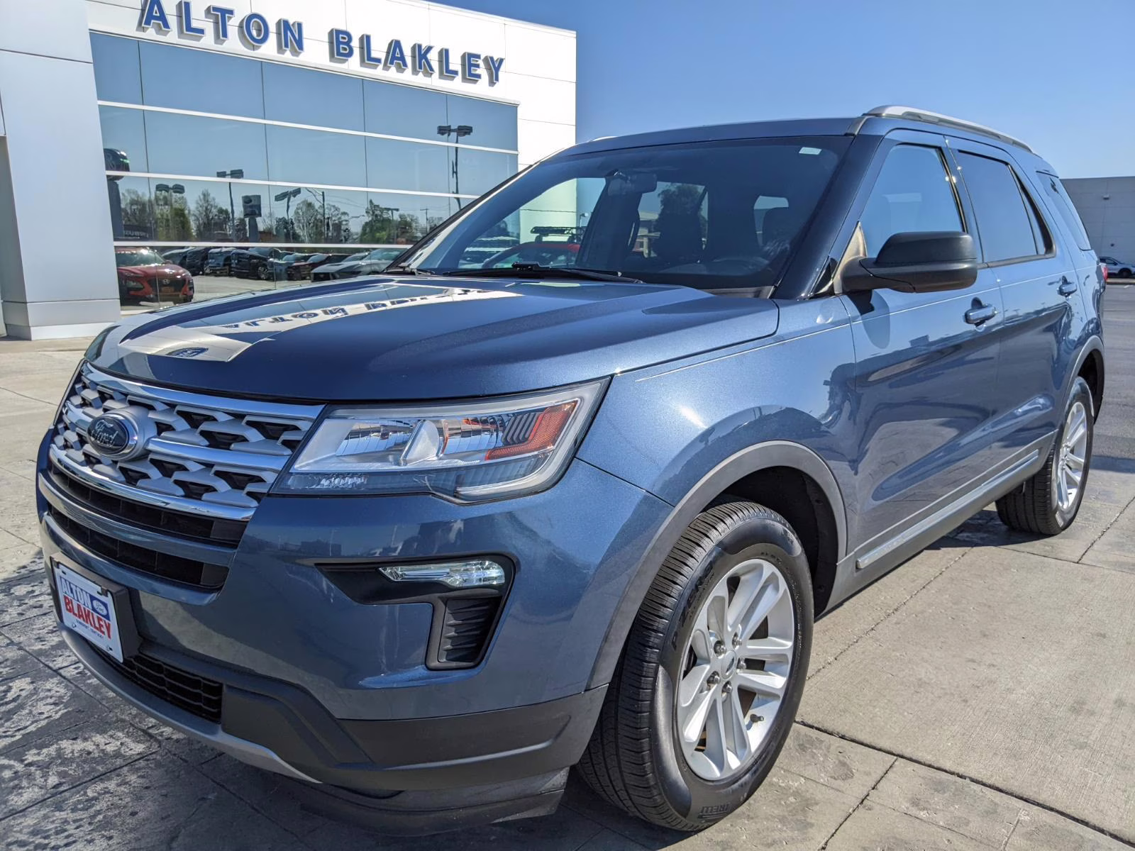 2019 Blue Ford Explorer XLT 4X4 SUV