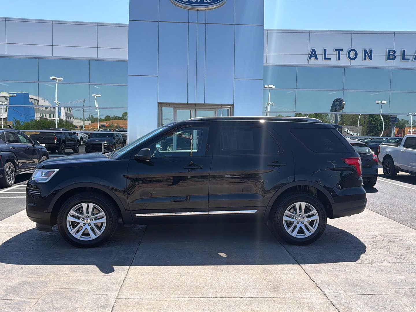 2018 Shadow Black Ford Explorer XLT 4X4 SUV