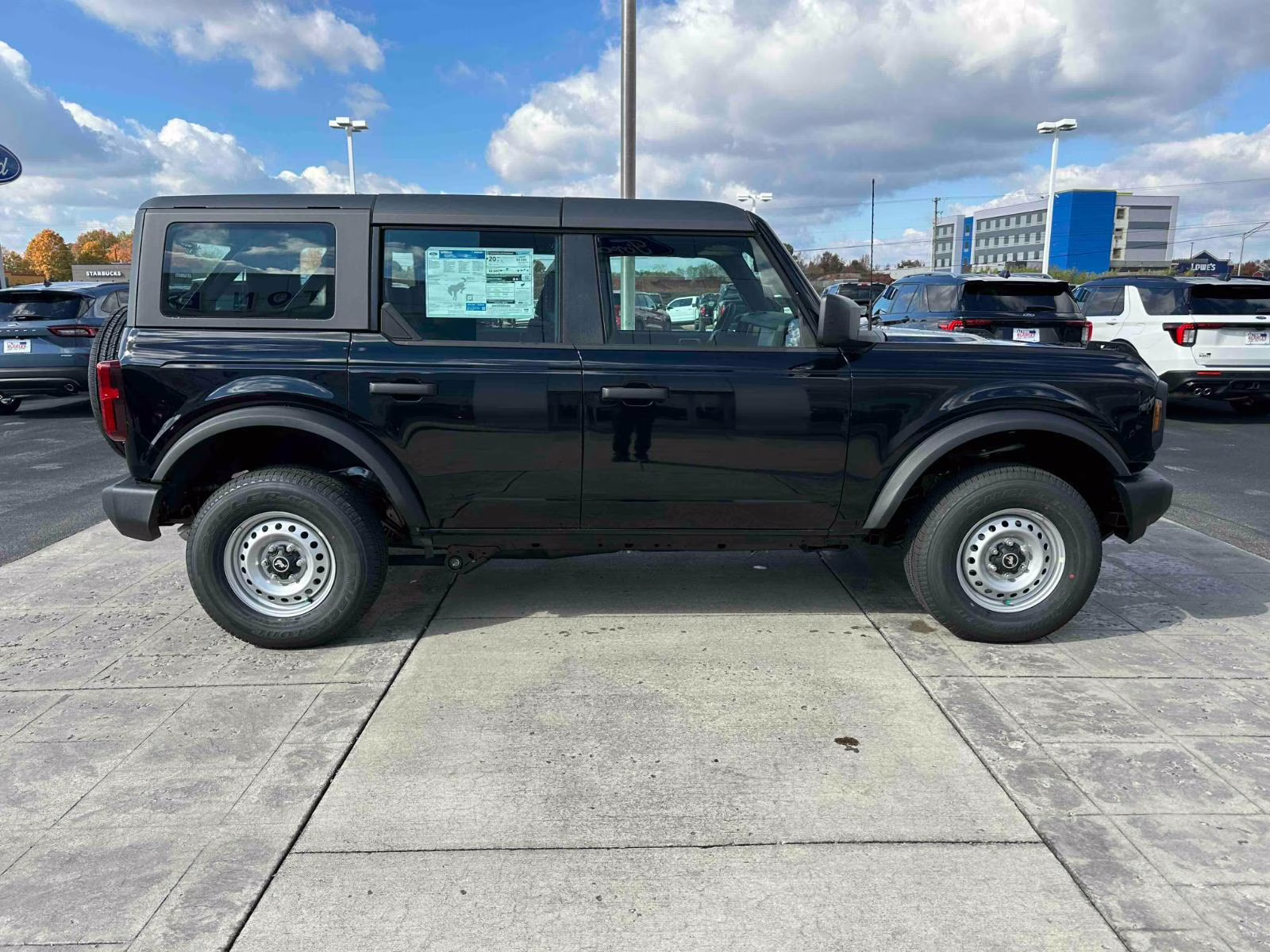2025 Shadow Black Ford Bronco Base 4X4 SUV
