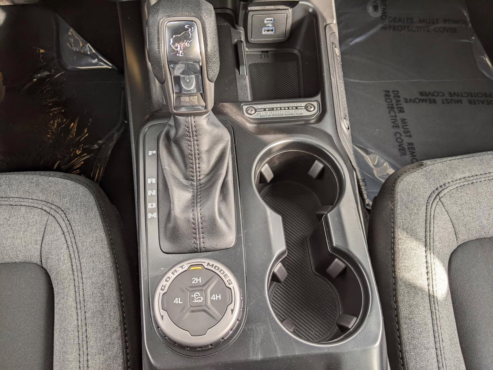 2025 Carbonized Gray Metallic Ford Bronco Base 4X4 SUV
