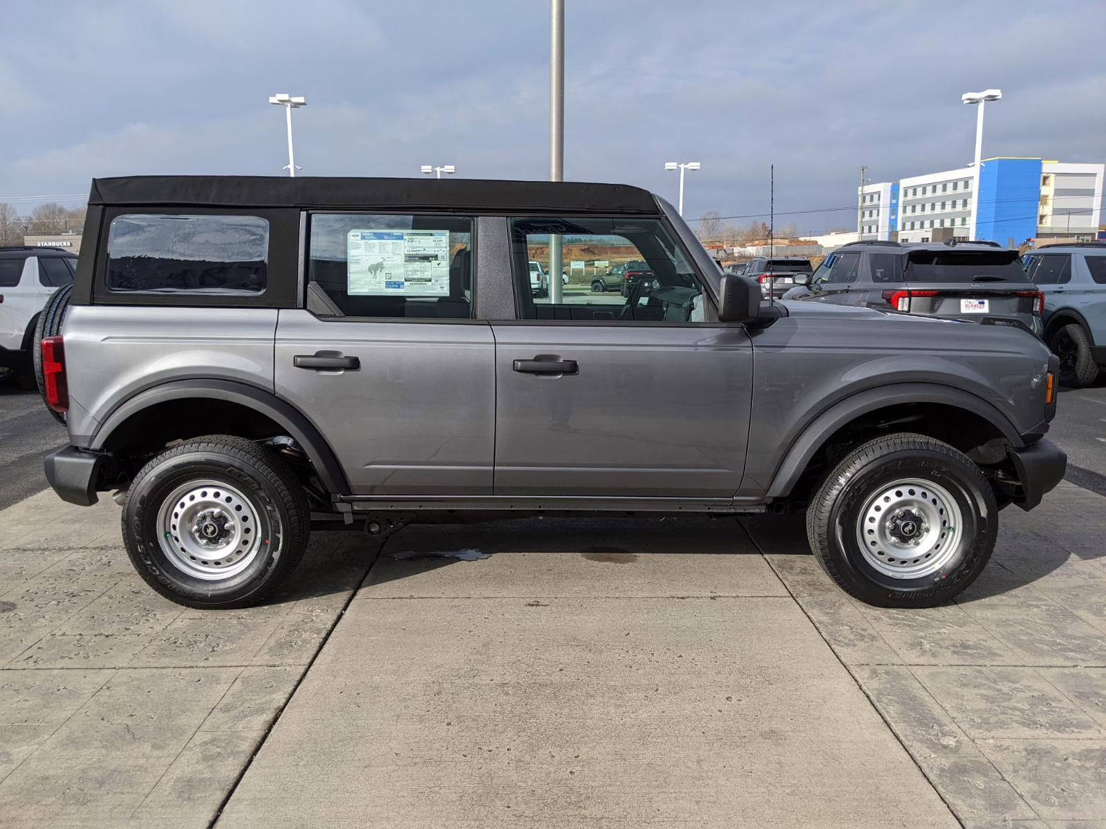 2025 Carbonized Gray Metallic Ford Bronco Base 4X4 SUV