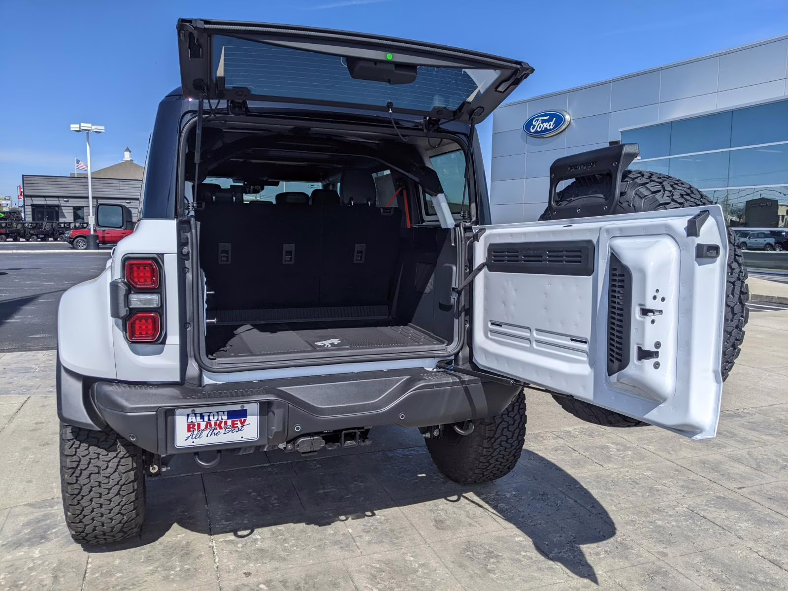 2026 Oxford White Ford Bronco Raptor 4X4 SUV