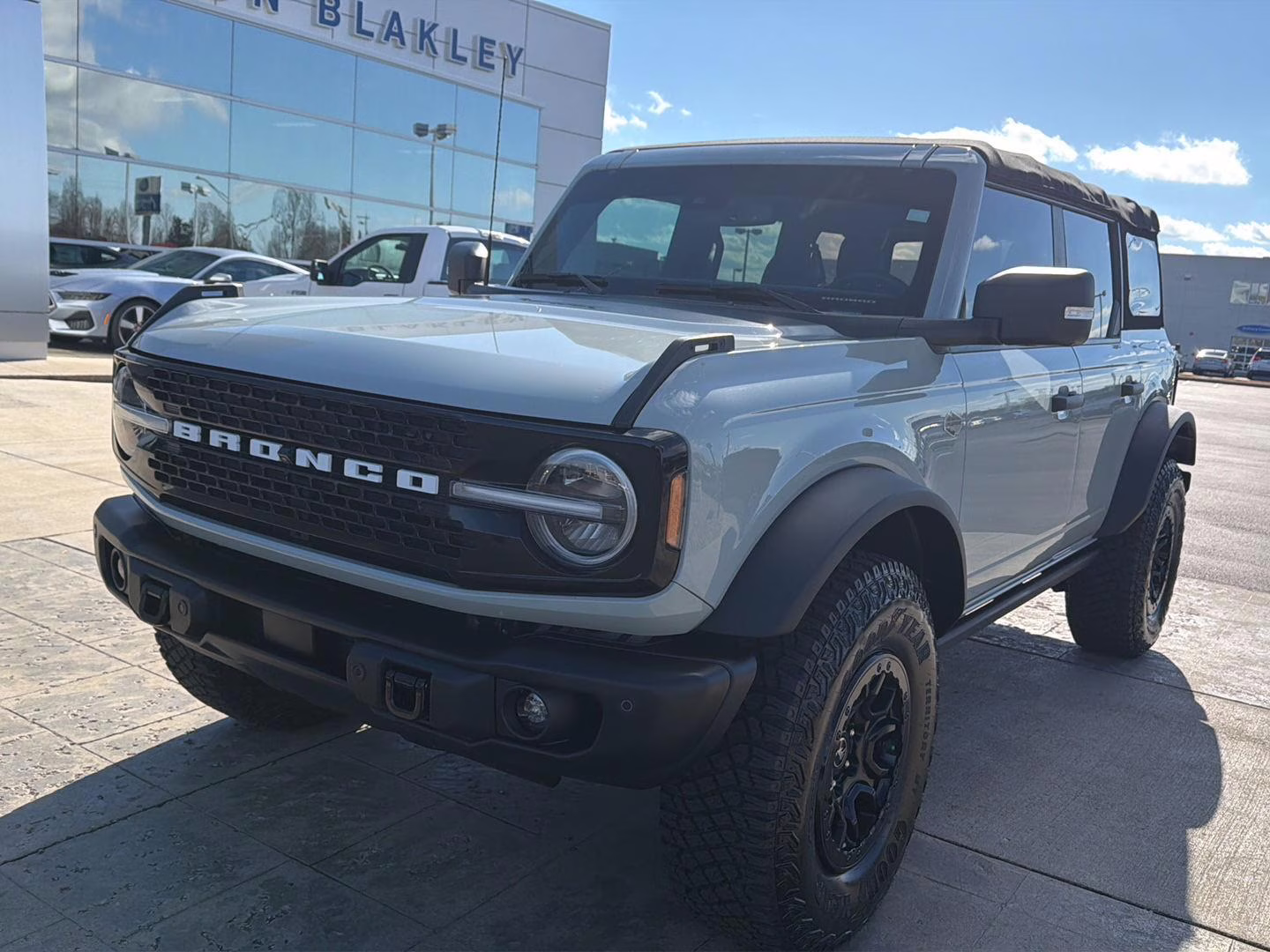 2022 Cactus Gray Ford Bronco Wildtrak Advanced 4X4 SUV