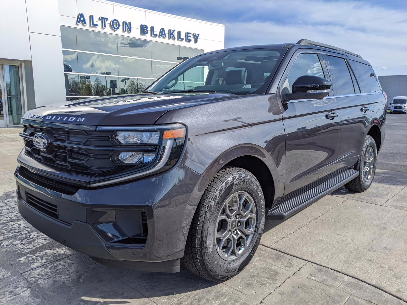 2026 Dark Matter Gray Metallic Ford Expedition Active 4X4 SUV