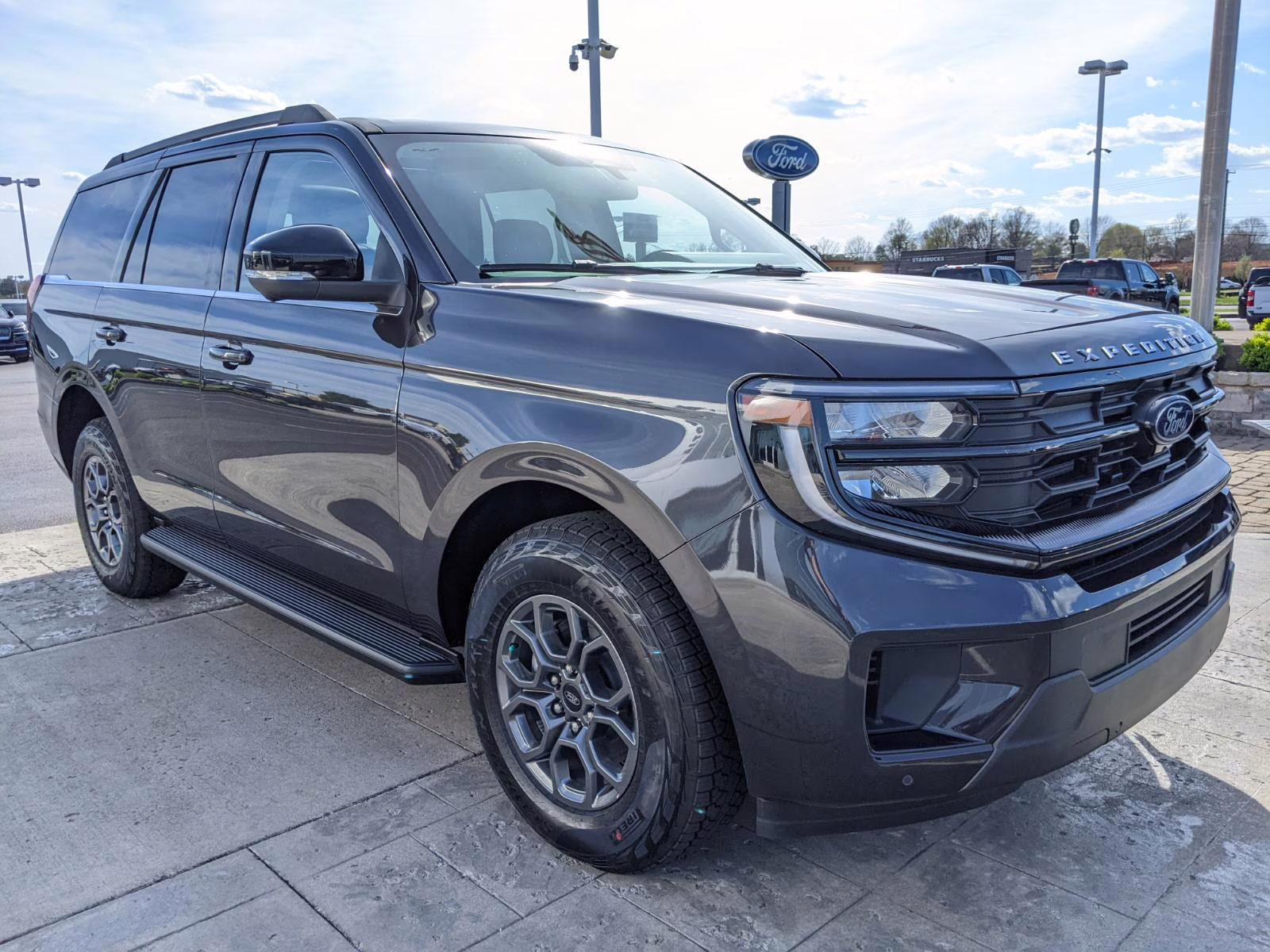 2026 Dark Matter Gray Metallic Ford Expedition Active 4X4 SUV