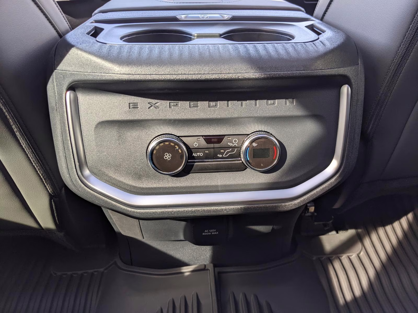 2026 Dark Matter Gray Metallic Ford Expedition Active 4X4 SUV