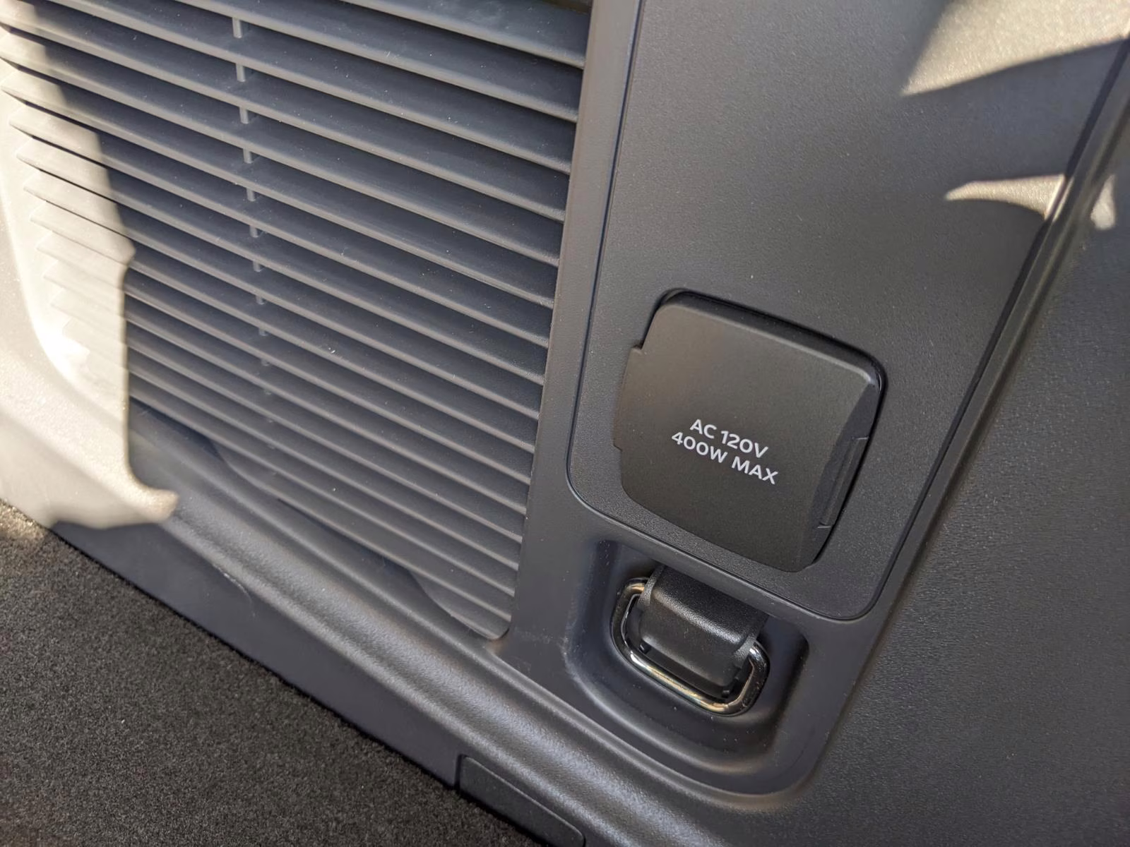2026 Space Silver Ford Expedition Active 4X4 SUV