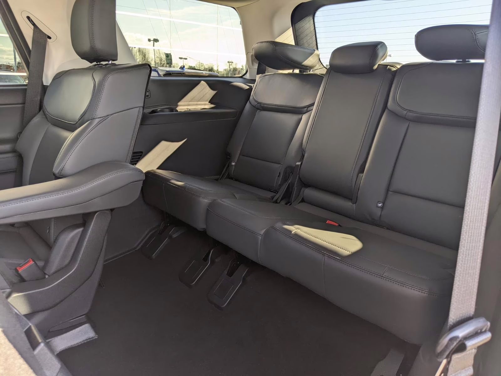2026 Space Silver Ford Expedition Active 4X4 SUV