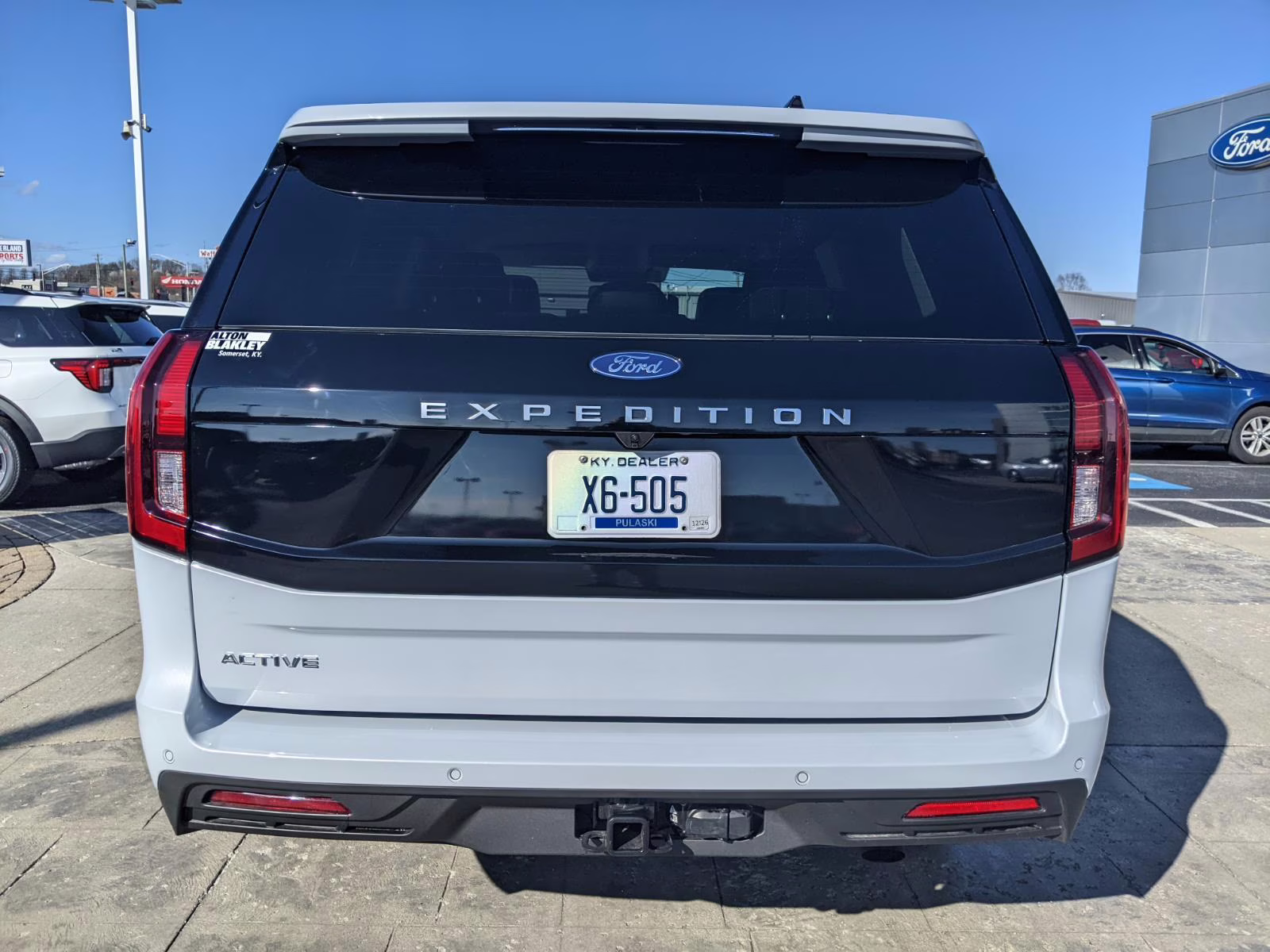2026 Space Silver Ford Expedition Active 4X4 SUV