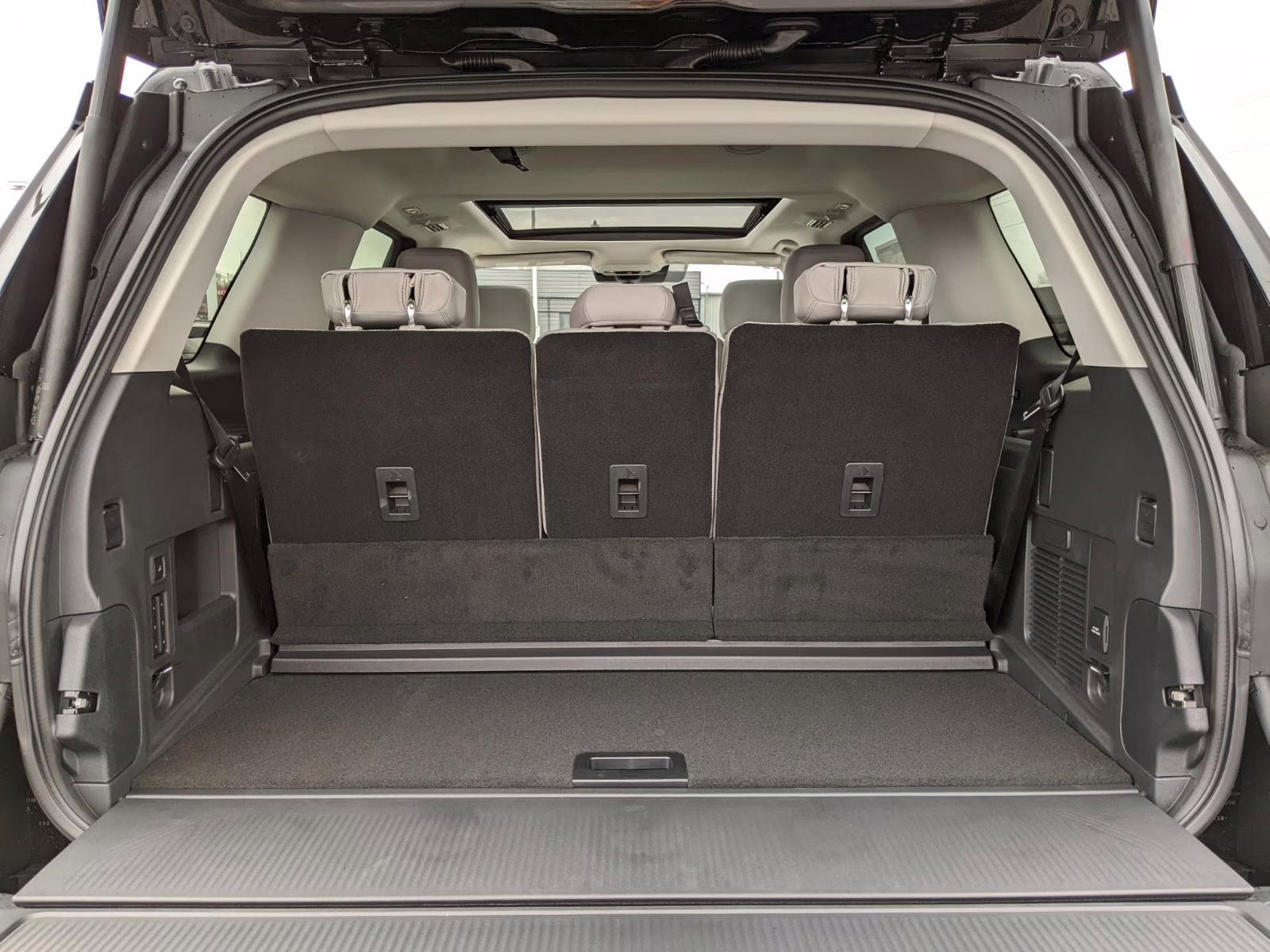 2026 Agate Black Ford Expedition Active 4X4 SUV