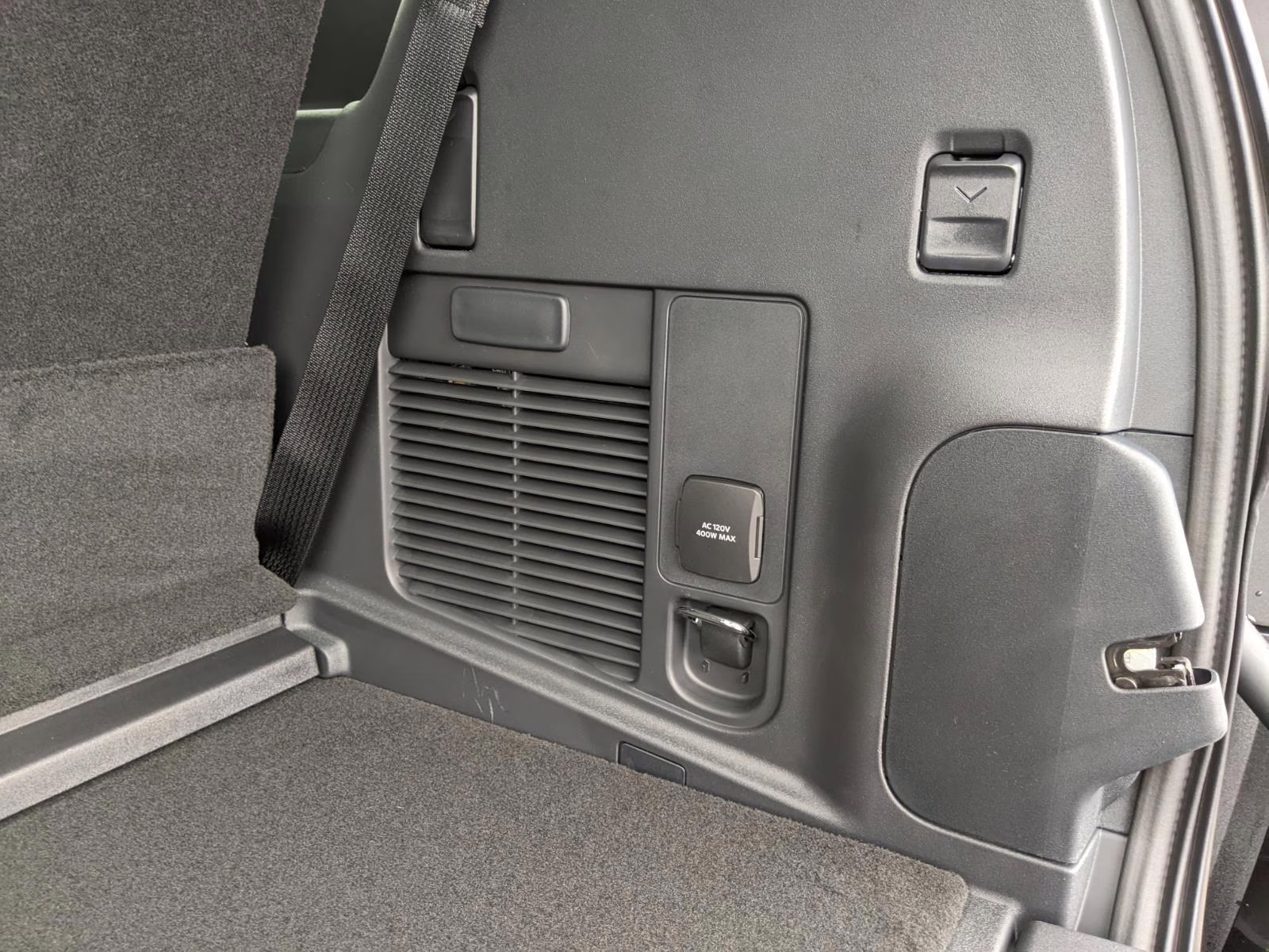 2026 Agate Black Ford Expedition Active 4X4 SUV