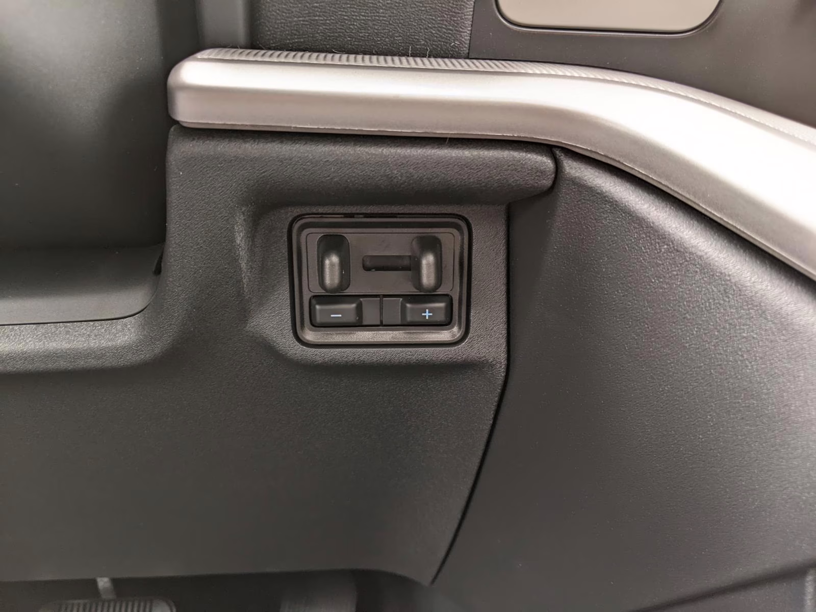 2026 Agate Black Ford Expedition Active 4X4 SUV