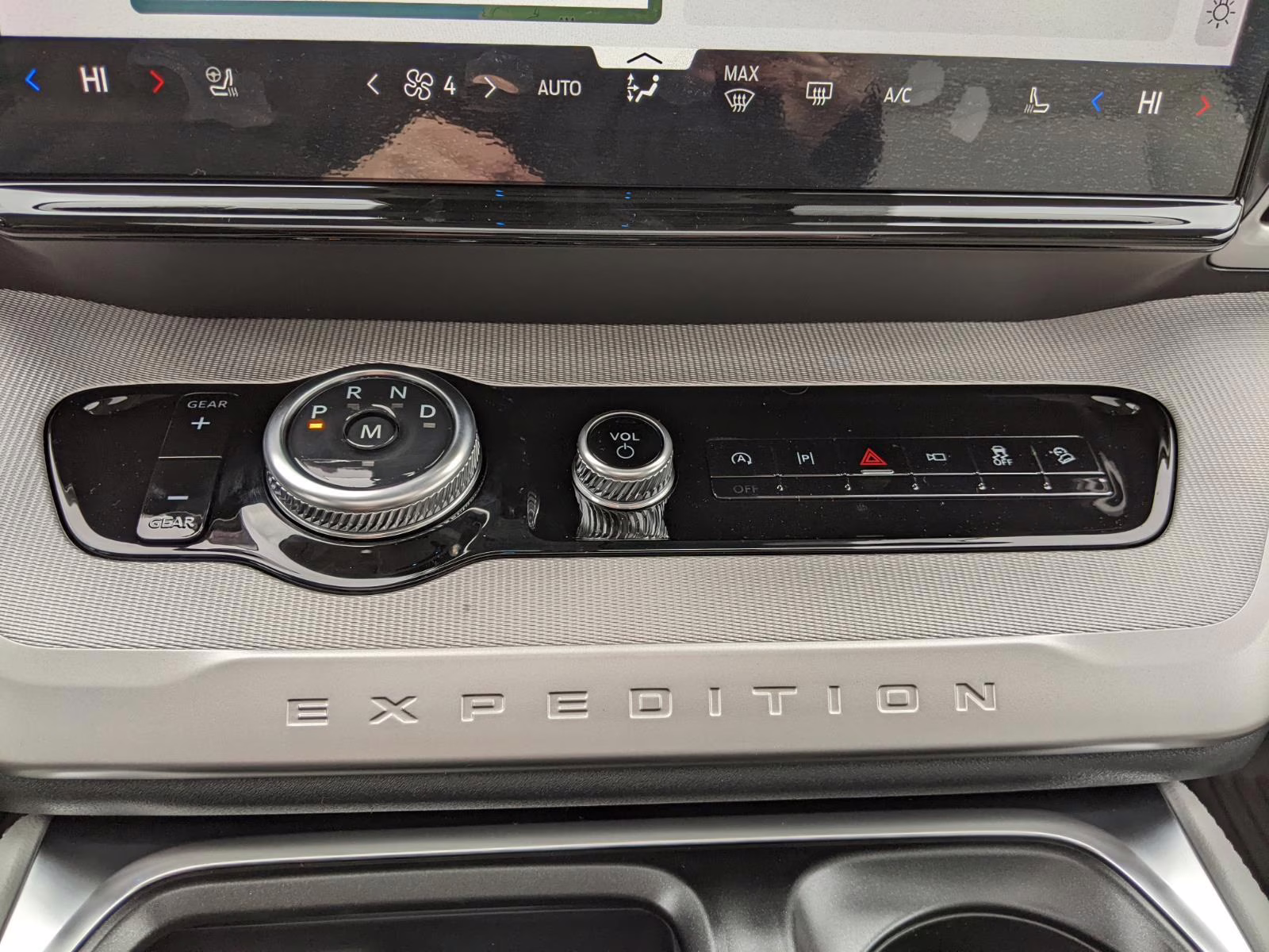 2026 Agate Black Ford Expedition Active 4X4 SUV