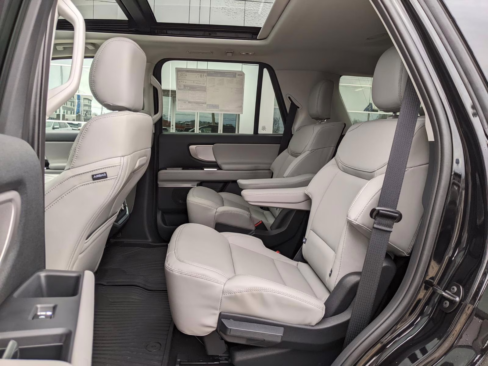 2026 Agate Black Ford Expedition Active 4X4 SUV