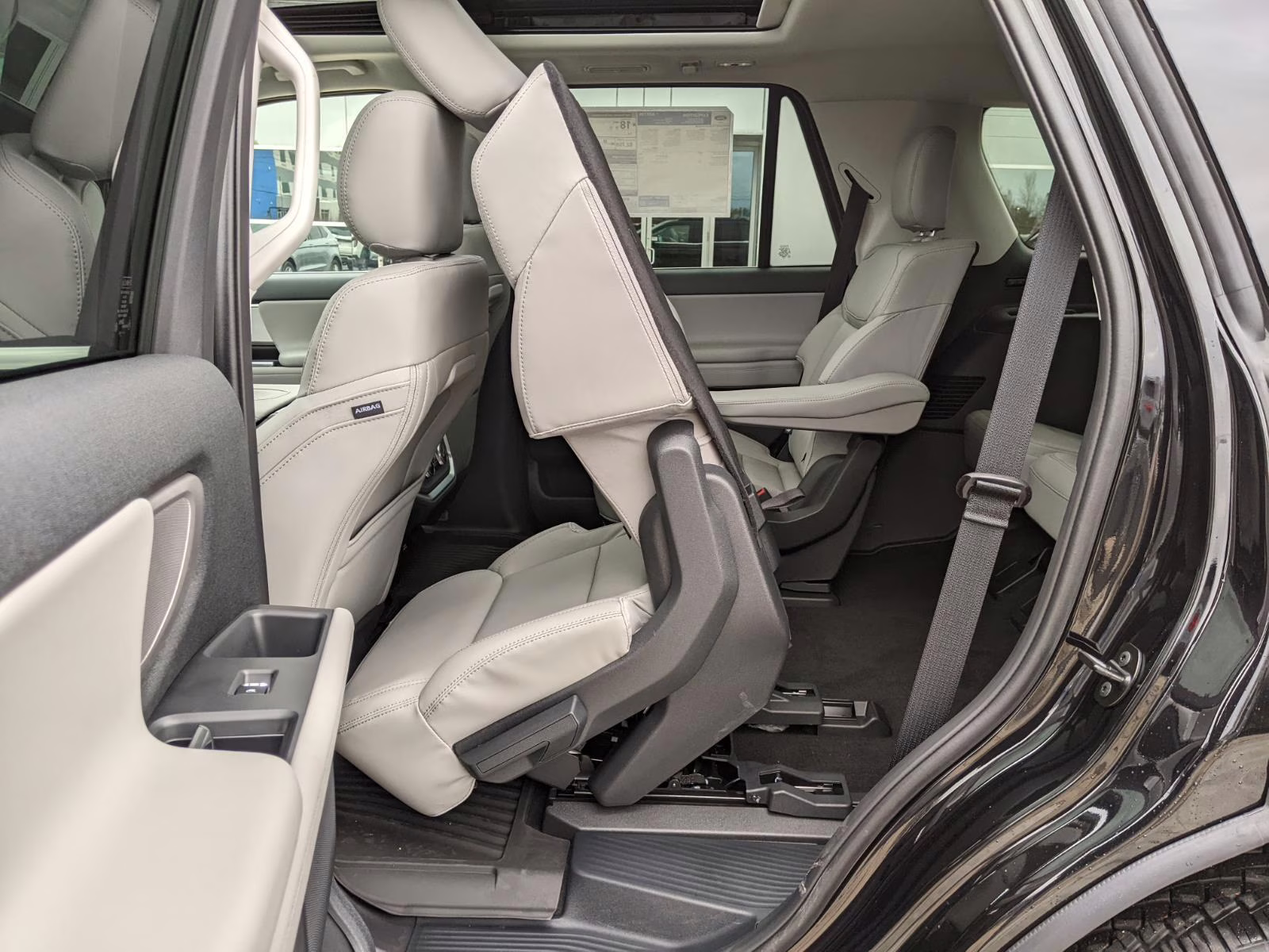 2026 Agate Black Ford Expedition Active 4X4 SUV