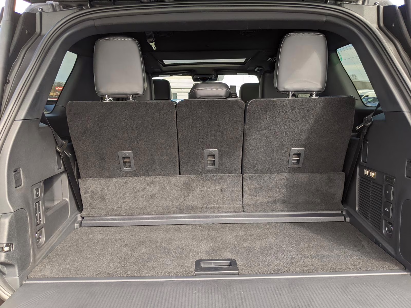 2025 Dark Matter Gray Ford Expedition Platinum 4X4 SUV