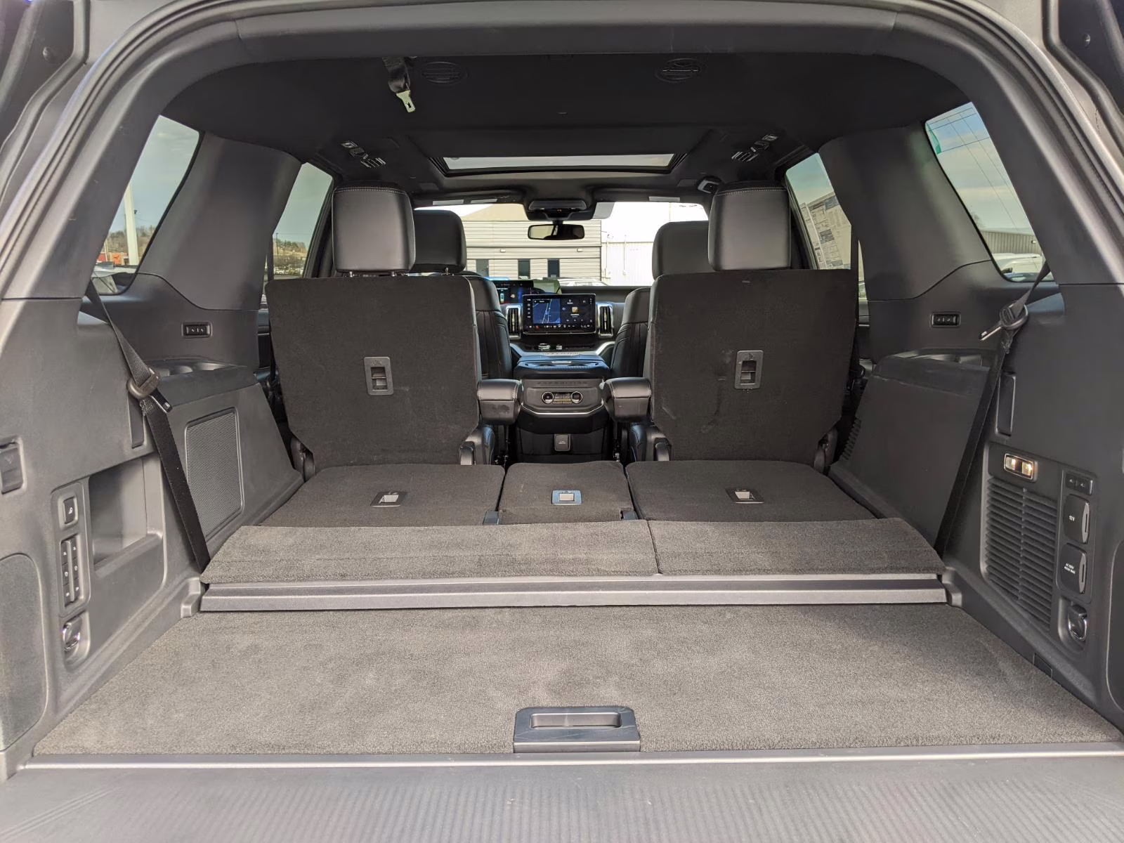 2025 Dark Matter Gray Ford Expedition Platinum 4X4 SUV