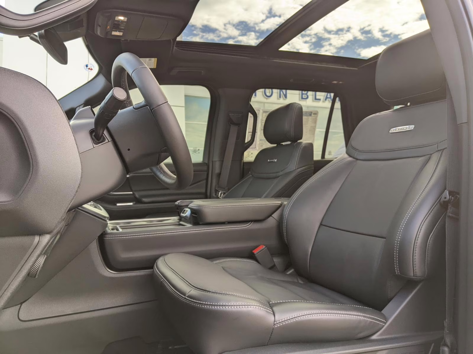 2025 Dark Matter Gray Ford Expedition Platinum 4X4 SUV