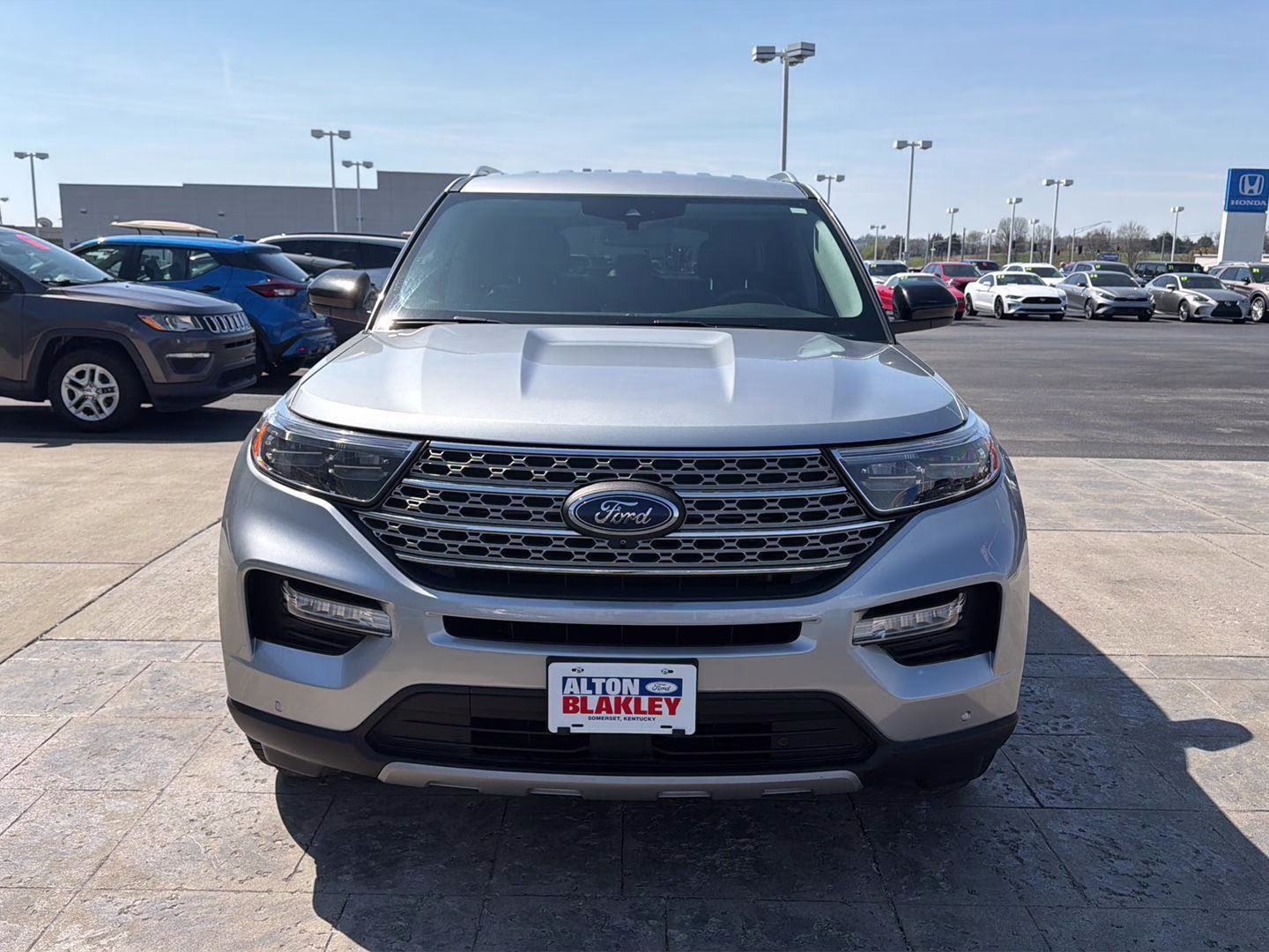 2023 Iconic Silver Ford Explorer Limited 4X4 SUV