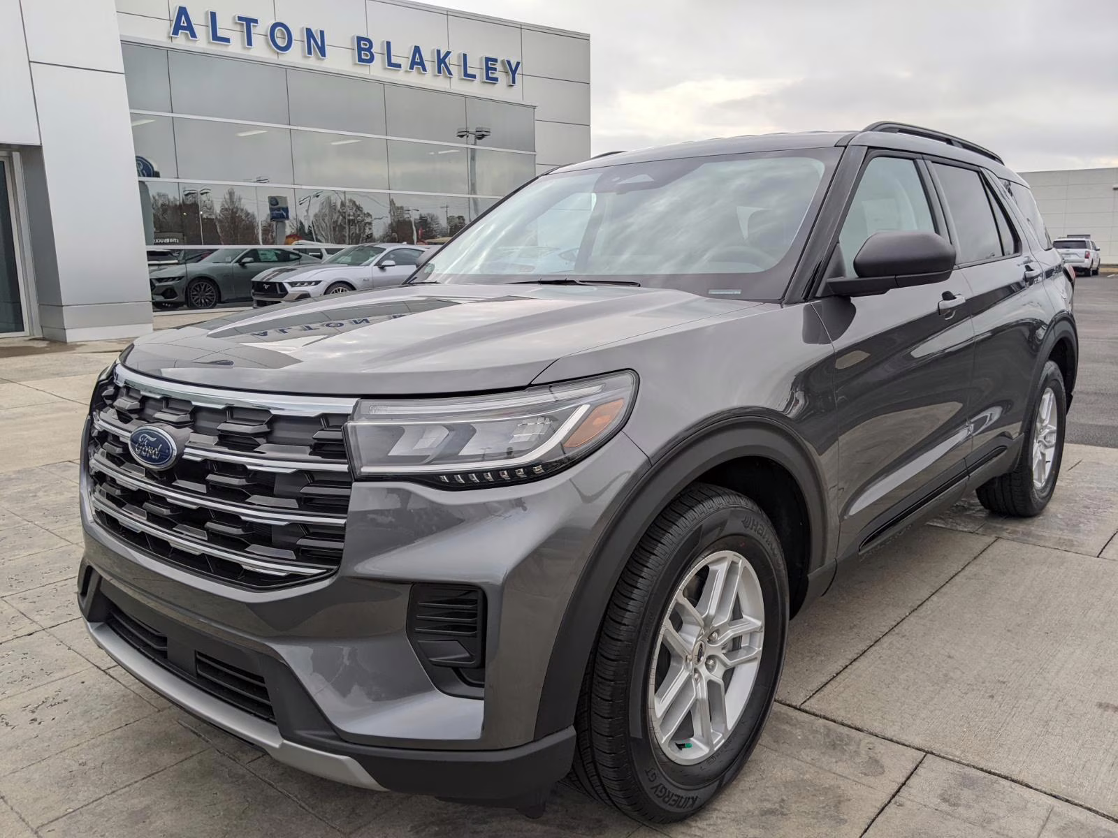 2026 Carbonized Gray Ford Explorer Active RWD SUV