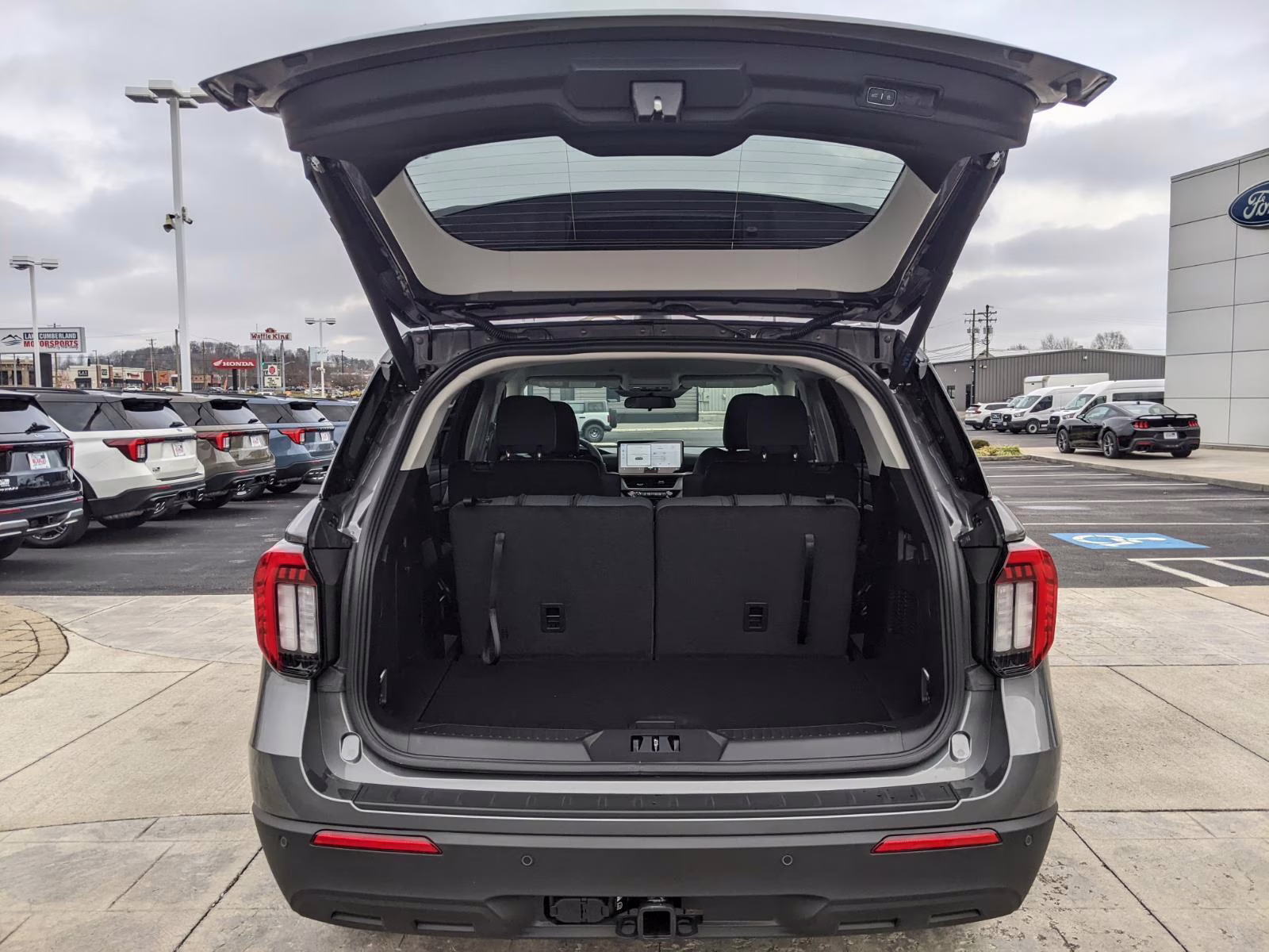 2026 Carbonized Gray Ford Explorer Active RWD SUV