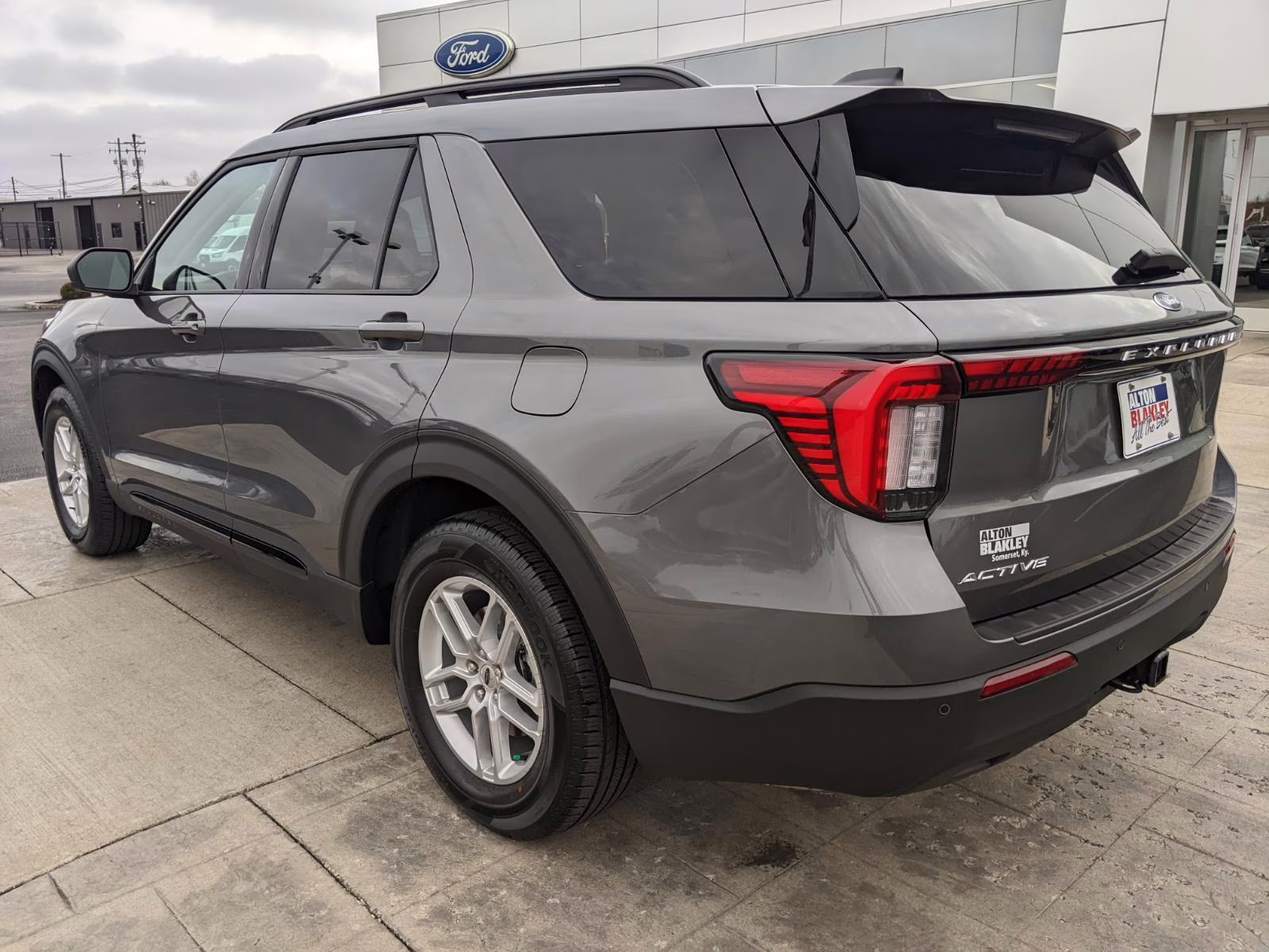 2026 Carbonized Gray Ford Explorer Active RWD SUV