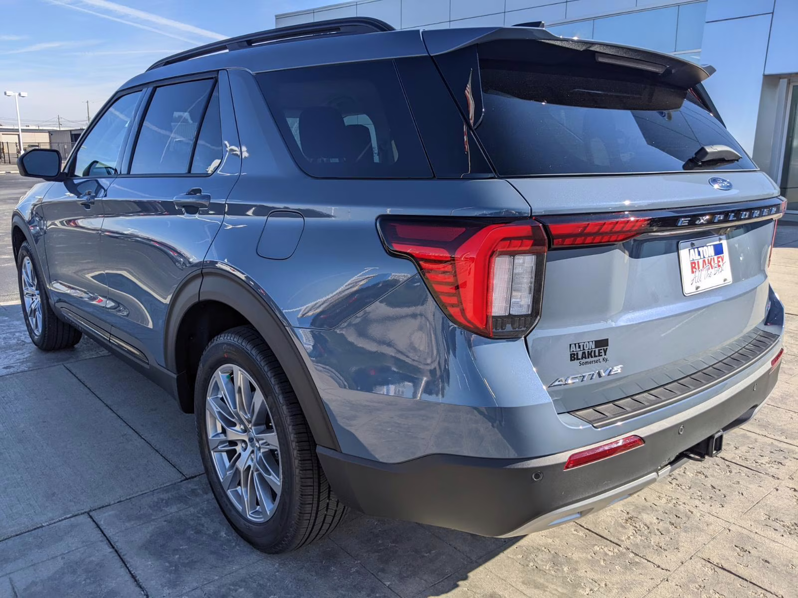 2026 Vapor Blue Metallic Ford Explorer Active 4X4 SUV