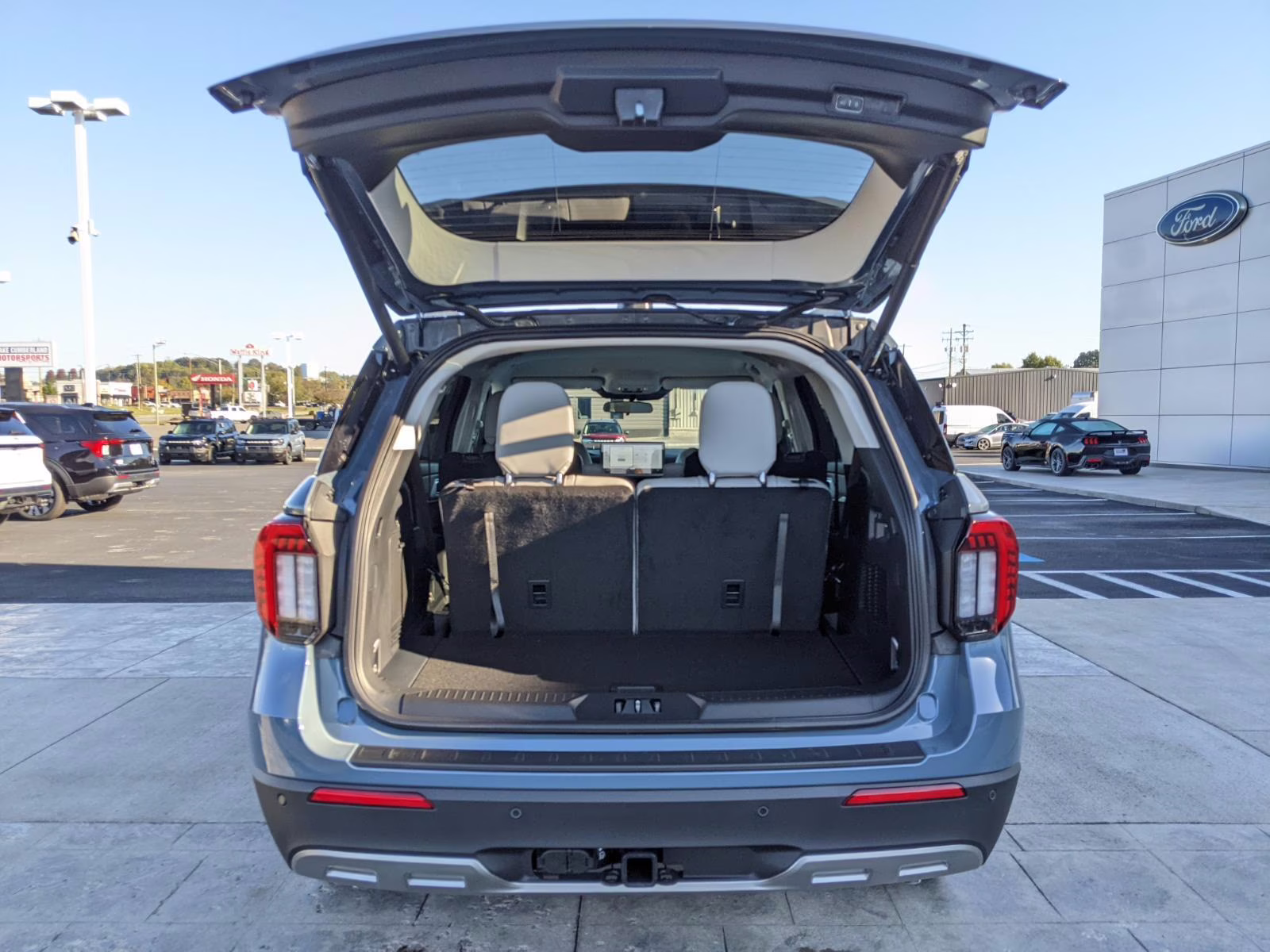 2026 Vapor Blue Metallic Ford Explorer Active 4X4 SUV