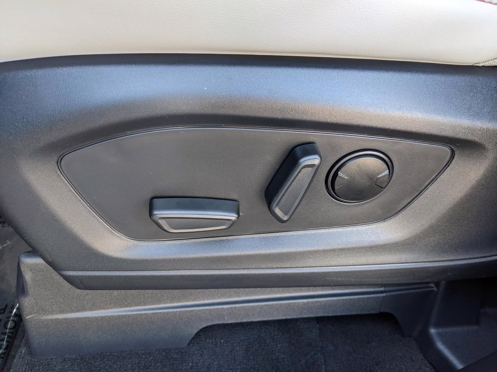2026 Vapor Blue Metallic Ford Explorer Active 4X4 SUV