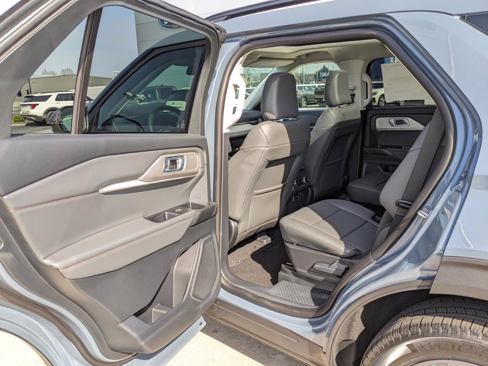 2026 Vapor Blue Ford Explorer Active 4X4 SUV