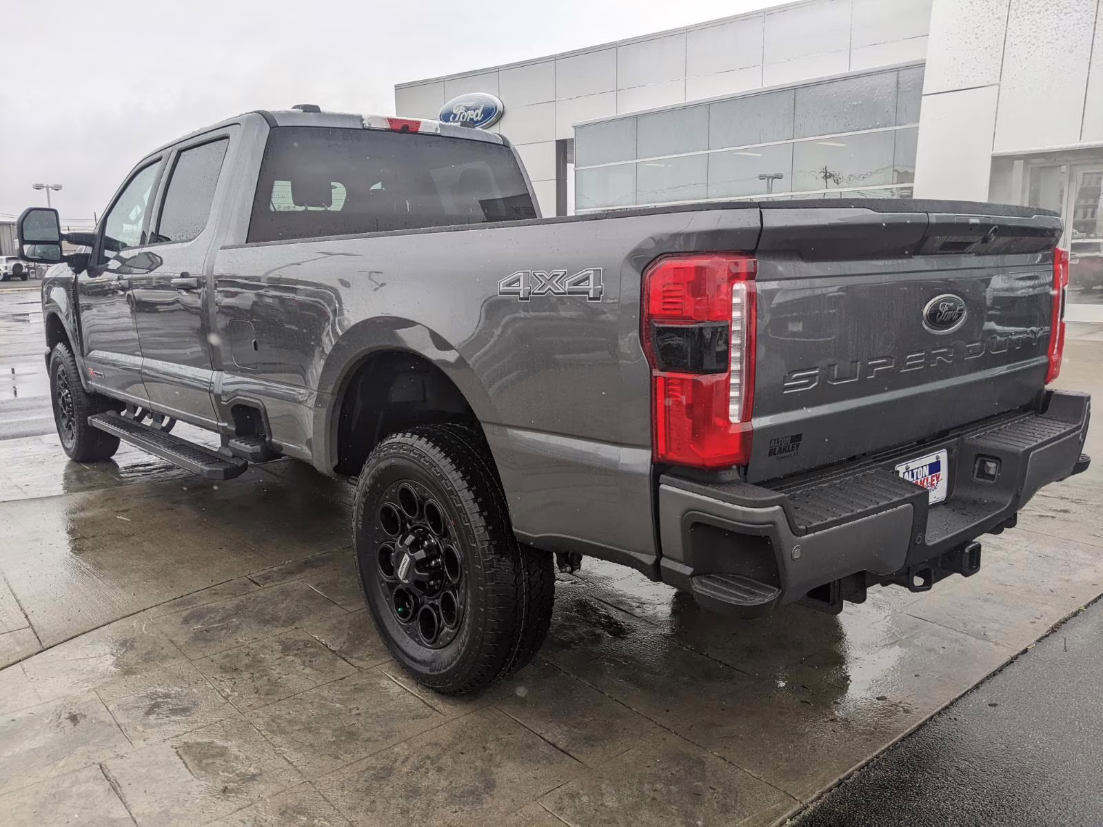 2026 CARBONIZED GRAY Ford Super Duty F-250 SRW XLT 4X4 Truck