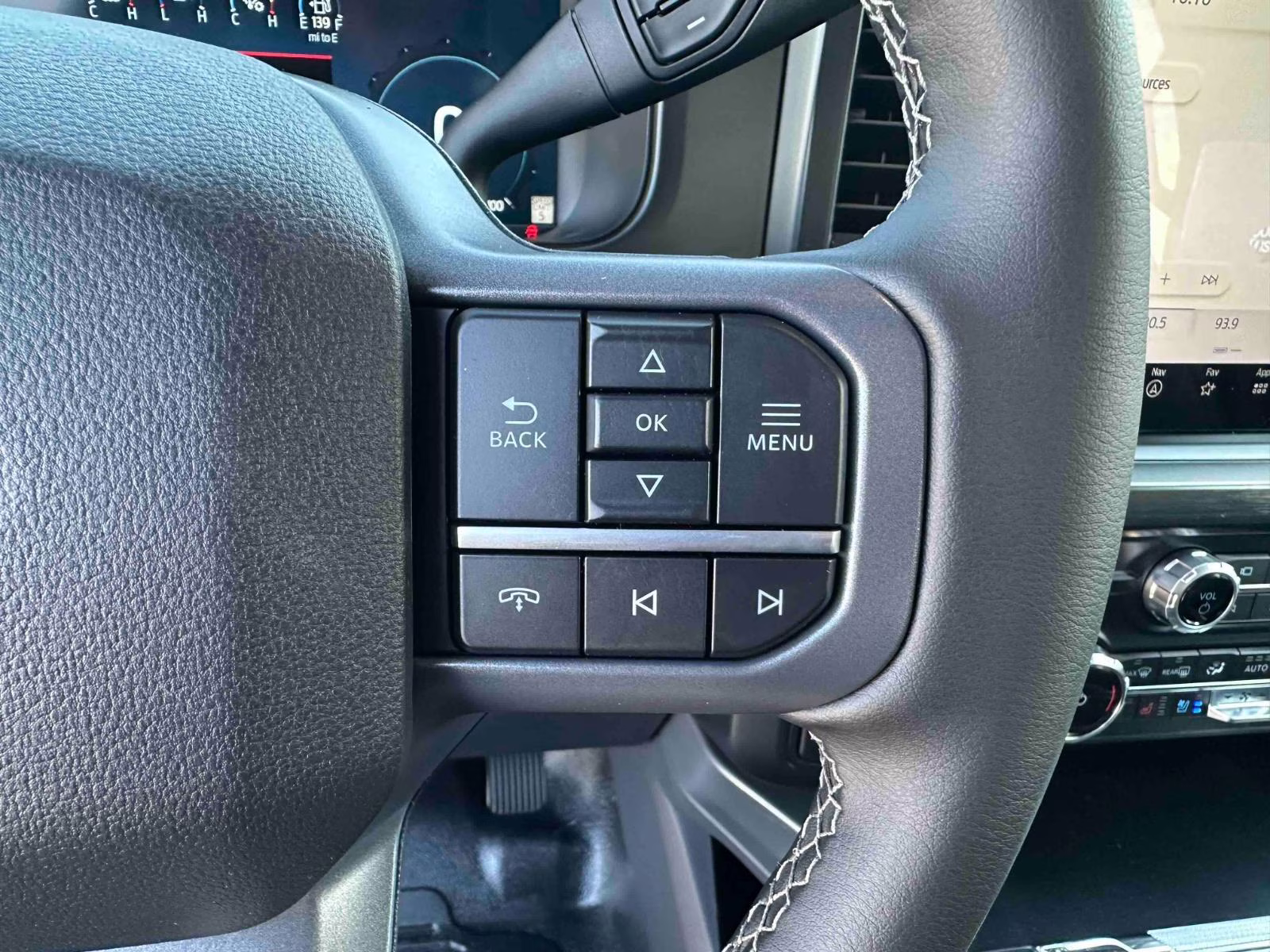 2026 Carbonized Gray Metallic Ford Super Duty F-250 SRW Lariat 4X4 Truck