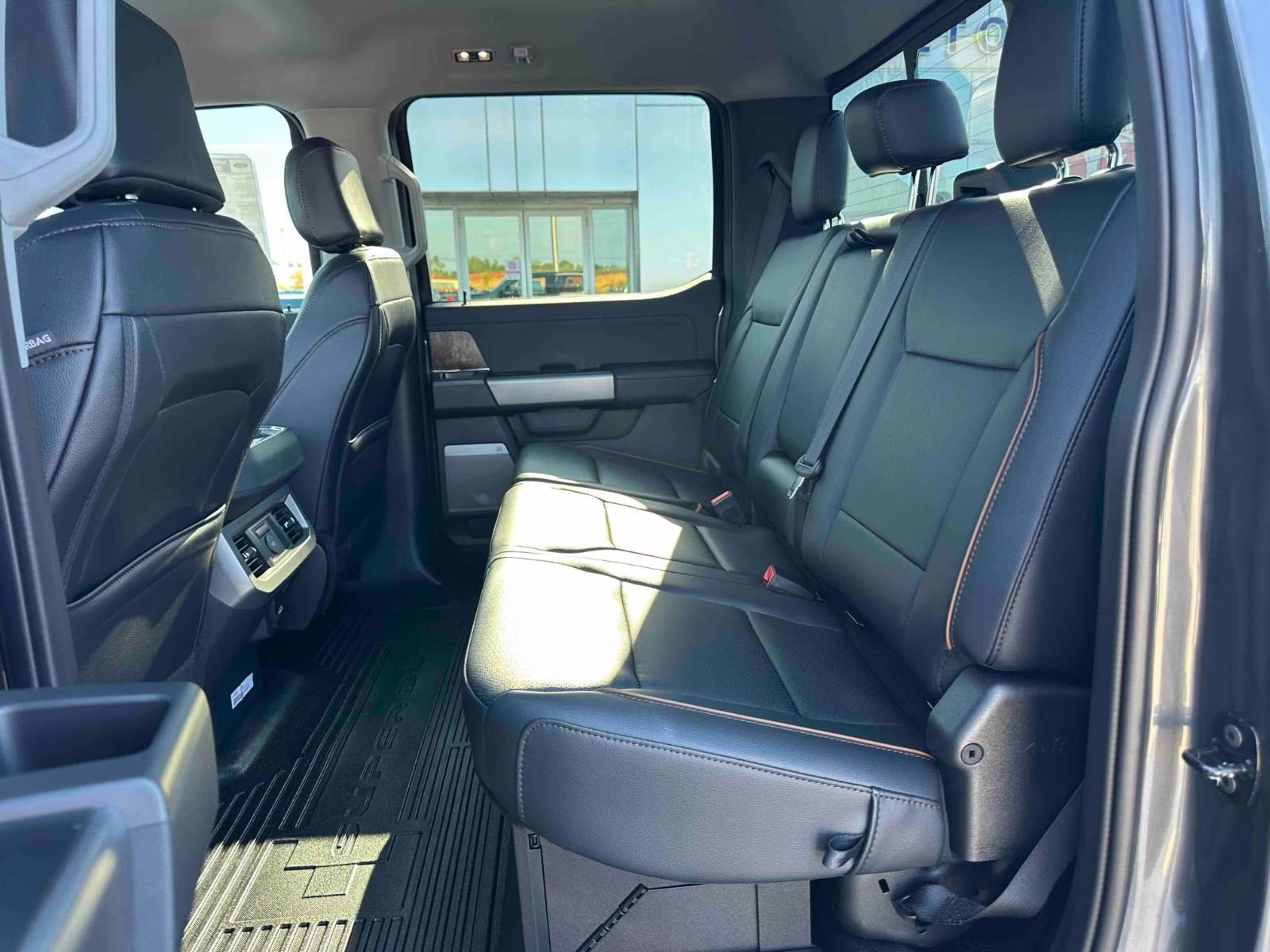 2026 Carbonized Gray Metallic Ford Super Duty F-250 SRW Lariat 4X4 Truck