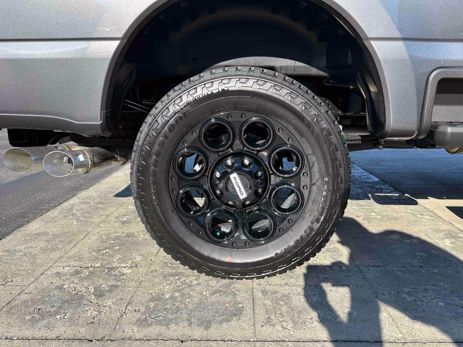 2026 Carbonized Gray Metallic Ford Super Duty F-250 SRW Lariat 4X4 Truck