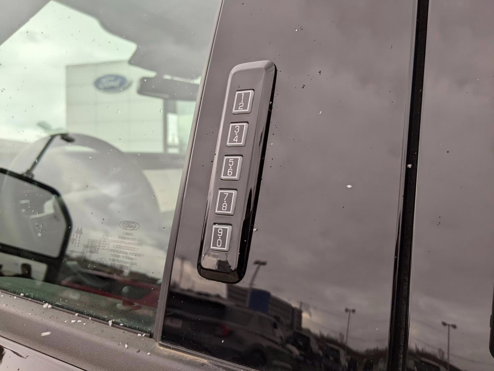 2026 Agate Black Ford Super Duty F-250 SRW Lariat 4X4 Truck