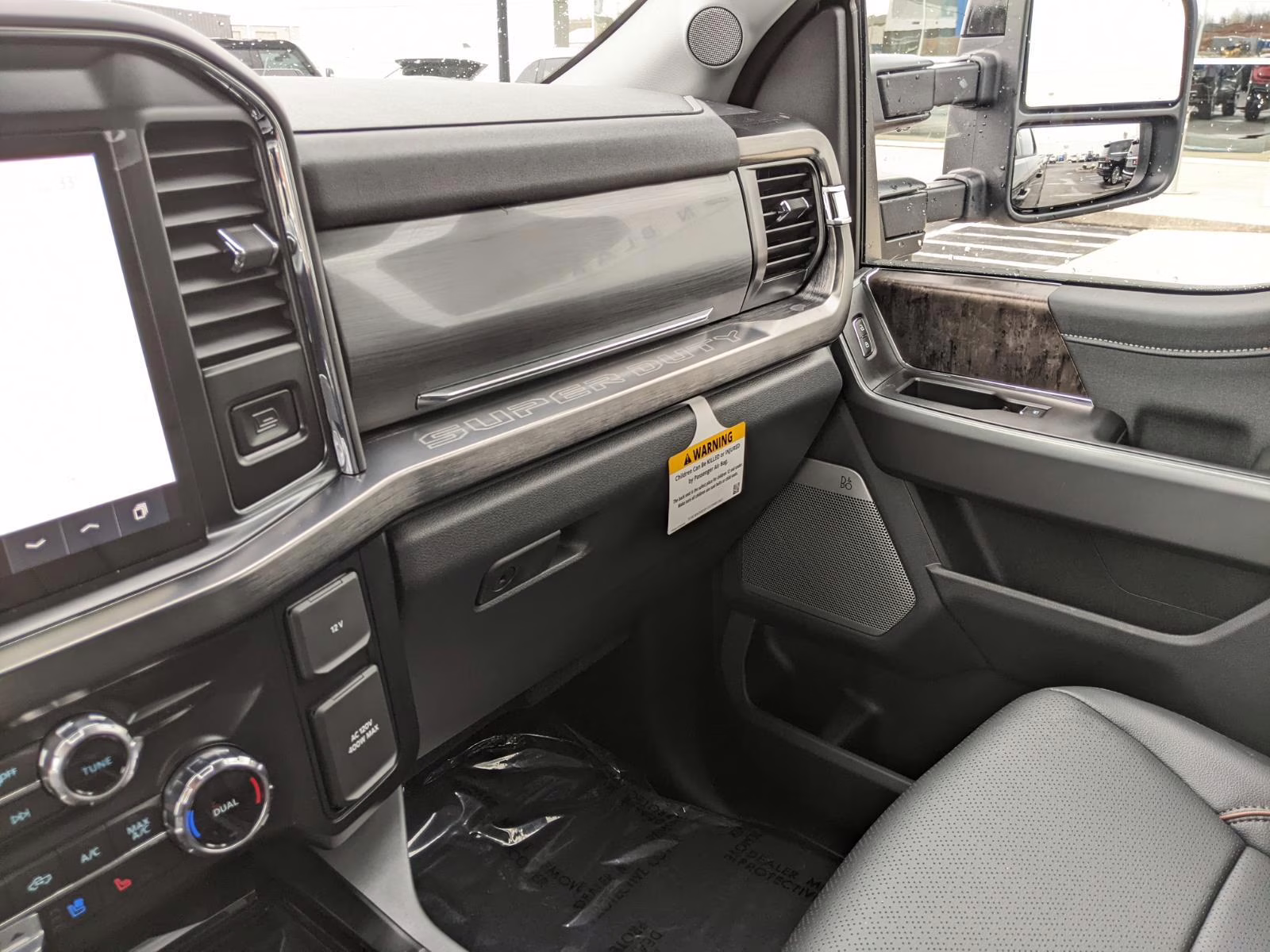 2026 Agate Black Ford Super Duty F-250 SRW Lariat 4X4 Truck