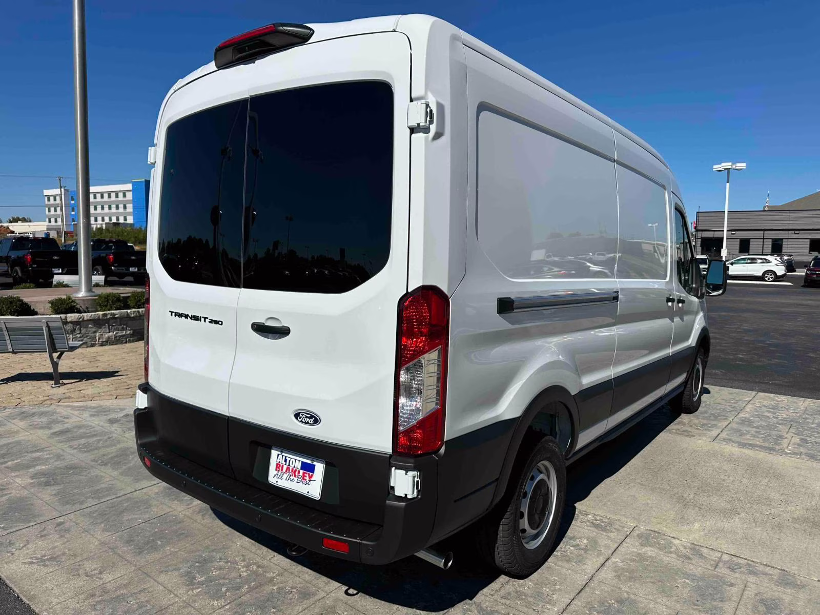 2026 Oxford White Ford Transit Cargo Van T-250 148  MED RF 9150 GV RWD Van