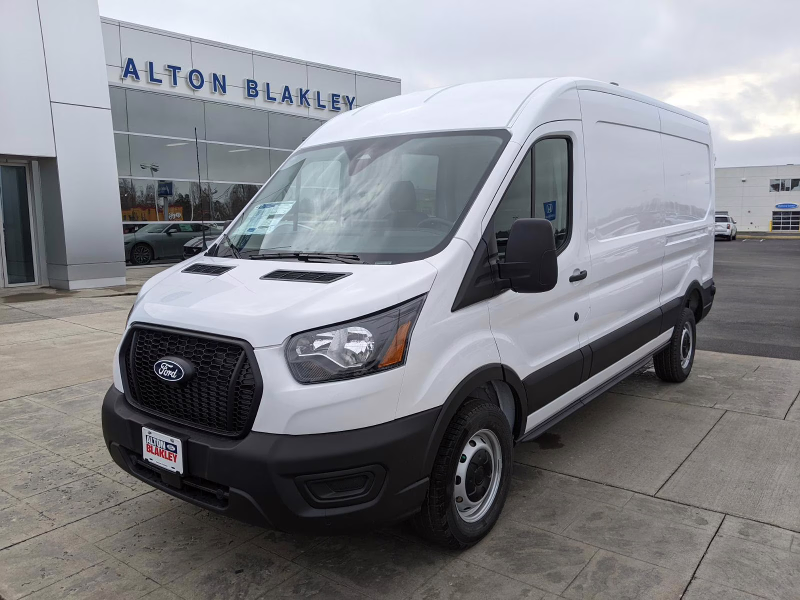 2026 Oxford White Ford Transit 250 RWD Van